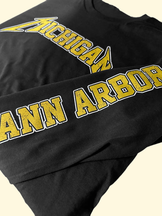 Maize & Dark Gray Ann Arbor Michigan Distressed Logo - Dark Gray Long Sleeve Shirt