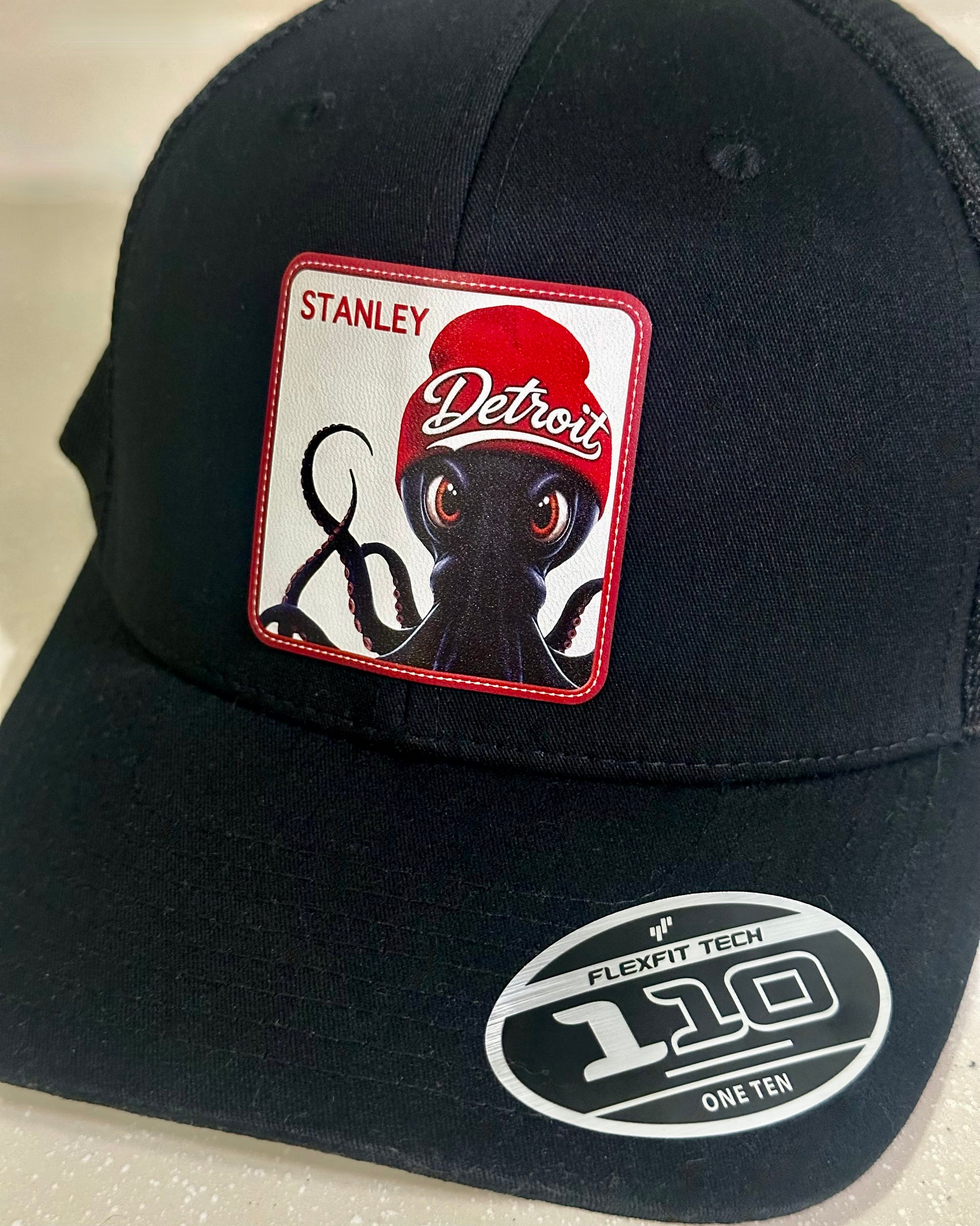 Stanley - The Octopus with Attitude Detroit Hockey - Hat